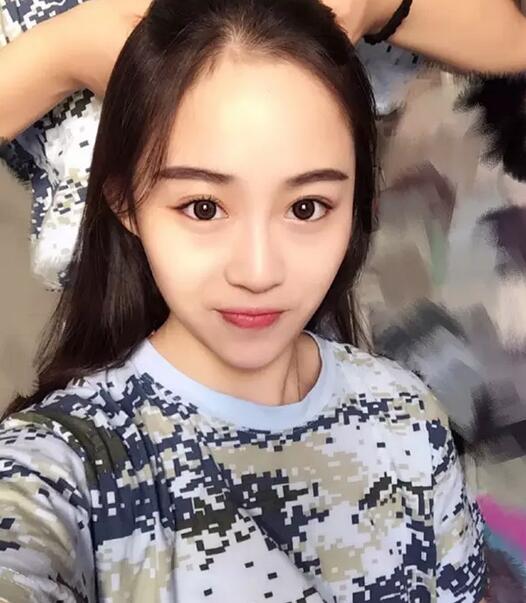 时逗比,典型的女神……经,第一张太像杨幂啦~~微博:@大白丁儿2,徐语汐